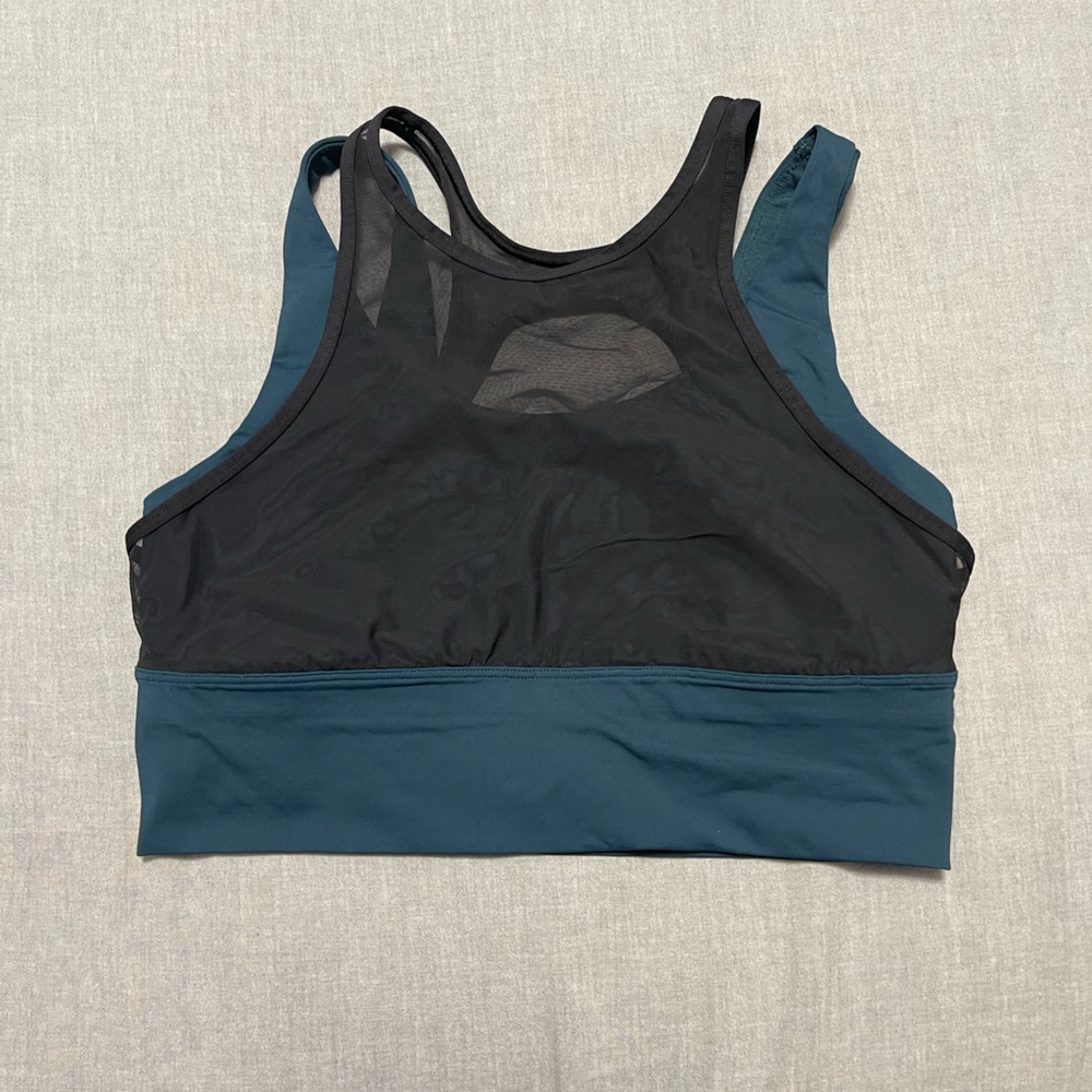 Lululemon bra
